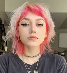 Selene Macias's Instagram, Twitter & Facebook