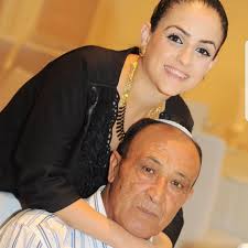 מיקה, ילדת חולת סרטן שסיימה את הטיפולים, חלמה להופיע עם נועה קירל. בסוף  השבוע האחרון