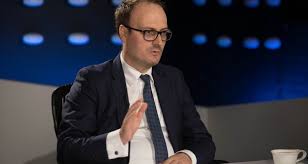 În competiție s au înscris președintele partidului dan barna senatorul mihai goțiu și alți doi membri usr dumitru stanca și dragoș dinulescu. Romania Lista CandidaÈilor La Alegerile PrezidenÈiale 2019 Cine Sunt Cei 14 Care LuptÄ Pentru Cotroceni Ziarul De GardÄ