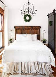 10 Ultra Small Bedrooms With King Size Beds Small Master Bedroom Master Bedrooms Decor Farmhouse Style Master Bedroom