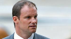 England chief Andrew Strauss to step down for summer, Andy Flower to fill  his space