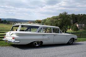 1960 Chevrolet Parkwood Wagon Chevy 1959 For Sale Photos Technical Specifications Description Station Wagon Cars Wagon Wagon Cars