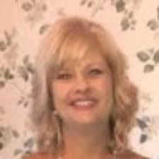 Lisa Enfinger's Instagram, Twitter & Facebook