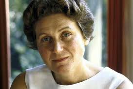 Светла́на ио́сифовна аллилу́ева (урождённая ста́лина (джугашвили), в эмиграции — ла́на пи́терс (англ. Doch Stalina Svetlana Allilueva Biografiya Lichnaya Zhizn