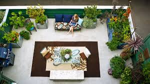 Designed by peggy krapf of heart's ease landscape and garden design in toano, virginia, the space features a bench that is set on a stone pad to create a level surface. Amazing Backyard Ideas Sunset Sunset Magazine