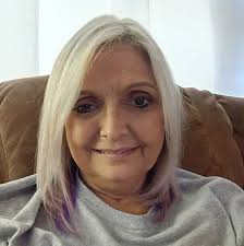 Does a small sliding hiatal hernia and mild reflux cause issues with  bariatric surgery?