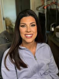 SOMEONE. PINCH. ME!!! I am headed to my very FIRST destination wedding in  Carmel, California 🌴😇💕🙏🏻💄 I can't even believe it….i don't even know  if it's even hit me yet!!!!! Ready to