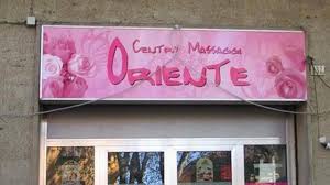 Massaggi hard in due centri di estetica a Novi Ligure, al processo sfilata  di decine di clienti imbarazzati - La Stampa