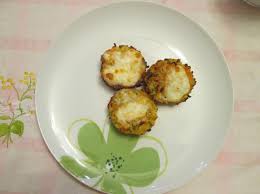 Sono delle gustose frittelle, cotte in padella, velocissime da realizzare ma molto gustose. Ricetta Rosti Di Patate Carote E Zucchine Dolcidee