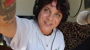 April Cendana's Instagram, Twitter & Facebook