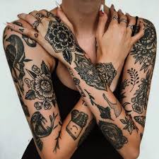 Elixir Skin On Instagram Preserve Your Ink Click Photo To Shop Our Hydrating And Anti Fade Tattoo Oil Ft Kellyanns In 2021 Faded Tattoo Tattoos Tattoo Oil