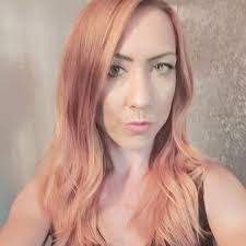 Sonya Wiseman's Instagram, Twitter & Facebook