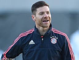 Alonso spielte zuletzt bei бавария мюнхен (фкб). Elegant Bayern Munich Midfielder Xabi Alonso Xabi Alonso Hairstyle 2018 Hair Styles Xabi Alonso Bayern Munich Bayern