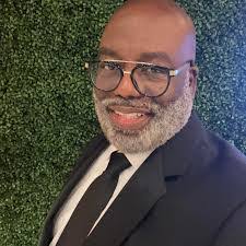 Erica Abril's Instagram, Twitter & Facebook