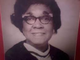 SUMNER HIGH ALUMNI BIRDIE BEAL Birdie Beal-Anderson... First Black female  licensed Embalmer in Missouri. She also attended Tucker Business School and  Alexander Embalming Company. The late Albert Lee Beal died in 1929