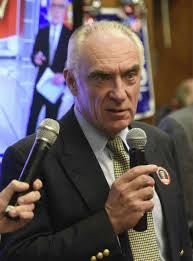 Connecticut voters head to the polls