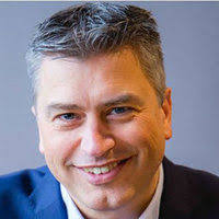 Robin Sands's Instagram, Twitter & Facebook