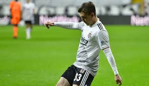 Rıdvan yılmaz (born 21 may 2001) is a turkish professional footballer who plays as a left back for süper lig club beşiktaş. Ridvan Yilmaz In Sakatligi Belli Oldu Fenerbahce Derbisinde Orta Cizgi Besiktas Haberleri Besiktas Transfer Haberleri