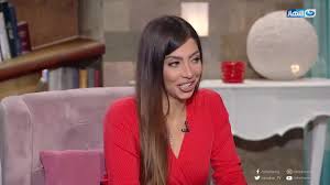 ولو كنت عايشة في إللى بيمروا به فنانين الأيام دى كنت انتحرت هكذا علقت الفنانة الكبيرة نجوى. Ù†Ø¬ÙˆÙ‰ ÙØ¤Ø§Ø¯ ØªØ²ÙˆØ¬Øª Ø£Ø­Ù…Ø¯ Ø±Ù…Ø²ÙŠ 17 ÙŠÙˆÙ…Ø§ ÙˆÙ„Ù‡Ø°Ø§ Ø§Ù„Ø³Ø¨Ø¨ Ø§Ù†ØªÙ‡Øª Ø¹Ù„Ø§Ù‚ØªÙ‡Ø§ Ø¨Ø´Ø§Ø¯ÙŠØ© Ø®Ø¨Ø± ÙÙŠ Ø§Ù„ÙÙ†