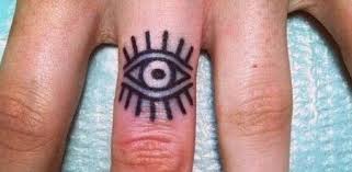 Ver más ideas sobre disenos de unas, tatuaje ojo, tatuajes tradicionales. 19 Tatuajes Para Invocar A La Buena Suerte Cabroworld