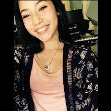 Stacey Lima's Instagram, Twitter & Facebook