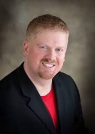 A Peek at the Creative Space of Mike Grosso