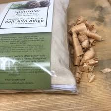 Maybe you would like to learn more about one of these? Cuscino Con Fiocchi Di Cirmolo Profumato Naturale Al Pino Cembro Con Proprieta Benefiche Gaidra