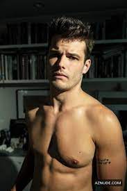 MICHAEL MEALOR Nude - AZNude Men