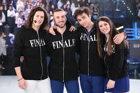 Tutte le anticipazioni della puntata del serale. Amici 2017 Serale Anticipazioni E Ospiti Finale 27 Maggio Televisionando