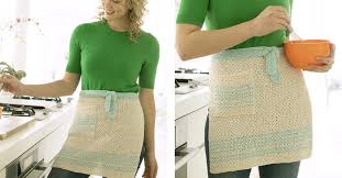 Find the right fit & get ready for your next cookout! Pretty Lucy Knit Apron Pattern Free Knitting Pattern