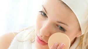 Sudah menjadi kebiasaan umum, setelah memandikan bayi, bunda akan mengolesi dilansir dari verywell health, bedak bayi terbuat dari bedak mineral atau tepung jagung. Mengapa Bedak Terlihat Tak Merata Mungkin 4 Hal Ini Penyebabnya Tribunnews Com Mobile