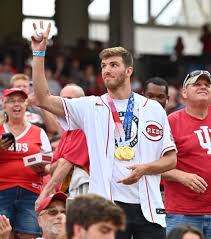 They are just 2.0 games back now in the nl east, a division the reds would be leading by a game and half if they were in. Qtn L4qigmhkdm