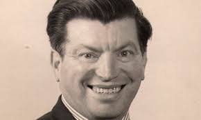 Penny Mcculloch's Instagram, Twitter & Facebook