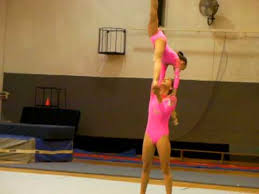 אקרובטיקה והתעמלות קרקע נויה ושחר פסח 2010