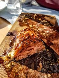 Marinierter Lachs Auf Der Planke Gegrillt Rezept Lachs Marinieren Marinieren Lachs