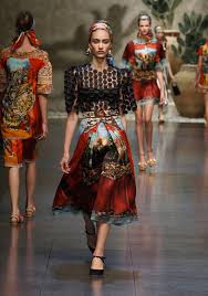 Finden sie perfekte illustrationen zum thema traditional sicilian clothing von getty images. History The Dangerously Truthful Diary Of A Sicilian Housewife