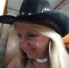 In Aerosmith's autobiography, Steven Tyler said he wrote “Dream On” as a  teenager about his dreams and his desire to make them come true. “The music  for this song was written on