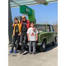 Maybe you would like to learn more about one of these? Auto Elovette 45 Eves Patika Zsigulajat Schobert Norbert Es Meg Is Hajtotta Hvg Hu