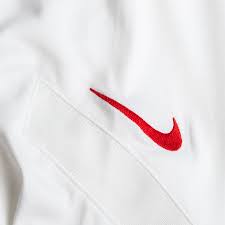 73,67 € versand ab 1,80 € schnell lieferbar engelhorn.de. Paris Saint Germain Trainingsanzug Dry Strike Weiss Rot Www Unisportstore De