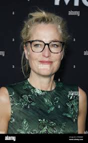 Elizabeth gillian hi-res stock photography and images