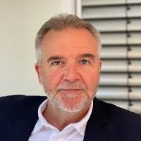 200+ "Michael Bau" profiles