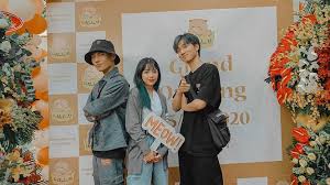 Linh ngọc đàm đính chính tin đồn streamer giàu dữ lắm, đôi lần khiến lâm vỹ dạ khó xử ở ơn giời #linhngọcđàm #lâmvỹdạ. Streamer 9x Linh Ngá»c Ä'am Ba Chá»§ Quan Ca Phe Meo Sá»Ÿ Há»¯u Khá»'i Tai Sáº£n Khá»§ng
