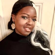 Spooky fall nights always call for a good throwback, and Mom's Got a Date  with a Vampire was one of those great Disney Channel Original Movie  classics to set the mood. Caroline