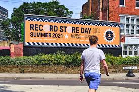 #shopsmall this christmas join our mailing list linktr.ee/recordstoreday. Hhxxdj7mkkpgbm