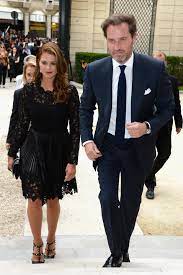 Prinzessin madeleine hat die qual der wahl: Madeleine Auf Flittern Folgt Fashion Woman At