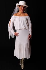 Taylor swift, miley cyrus, jessica simpson are examples of how to… Western Wedding Wear Western Wedding Dresses