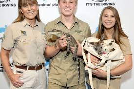 Mega air dave tv croc! Steve Irwin S Wife Kids Carry On His Wildlife Legacy With New Tv Show Chicago Sun Times