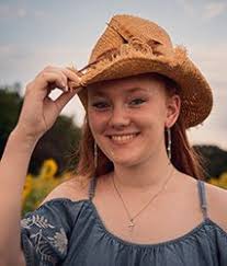 Stillwater HS senior Ryleigh McDonagh has been honored by the Saratoga  County School Boards Association for her extensive community service.  Congrats Ryleigh! #WeAreStillwater!