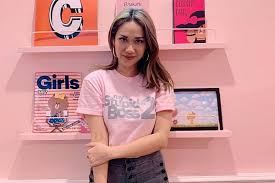 Model by bunga citra lestari. Bcl Rilis Lagu Memilih Dia