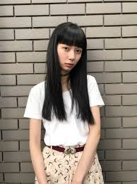 ぱっつんロングでつくる 大人っぽいのにかわいいヘアスタイル hair ぱっつん ロング ロングヘア 前髪 ロングヘア